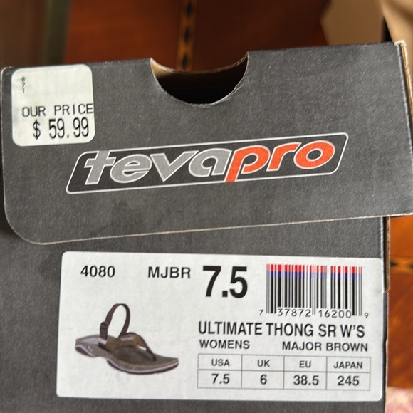 Teva Ultimate Thong Flip Flops with back strap - Picture 8 of 8